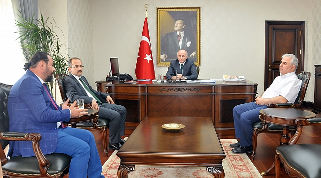 REKTÖR AKGÜL’DEN VALİ MERAL’E ZİYARET