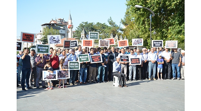 ARAKAN'DAKİ MÜSLÜMAN KATLİAMI KARAMAN'DA PROTESTO EDİLDİ