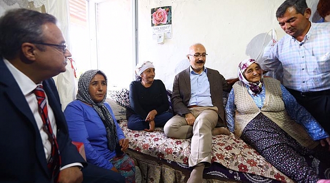 BAKAN ELVAN’DAN CAM KEMİK HASTASI KARDEŞLERE YARDIM ELİ    