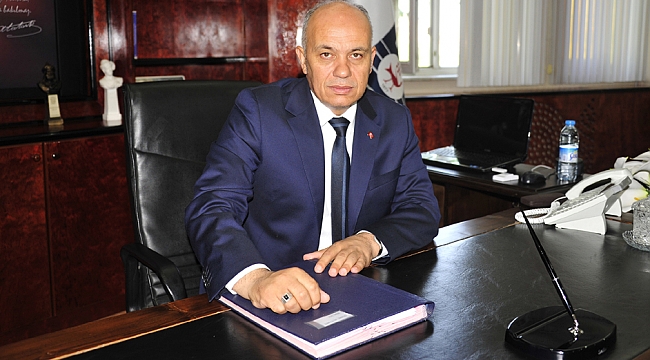 HALKIN BAYRAMINI KUTLADI