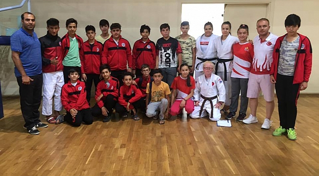 JUDOCULAR SAKARYA’DAN MADALYALARLA DÖNDÜ