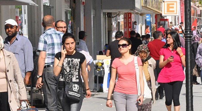 KARAMAN MUTSUZ İLLER ARASINDA 49. SIRADA