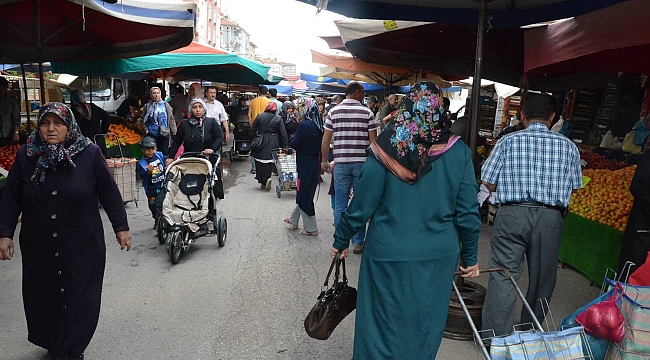 SEMT PAZARINDA FİYATLAR