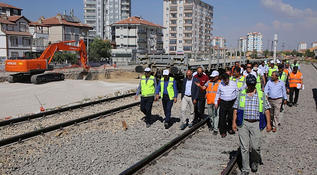 TCDD GENEL MÜDÜRÜ APAYDIN VE BAŞKAN ÇALIŞKAN ÇALIŞMALARI İNCELEDİ