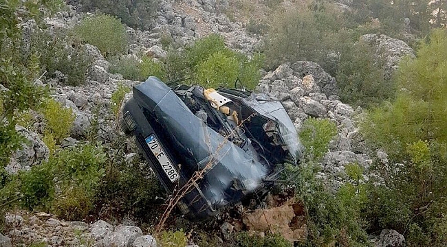 UÇURUMA YUVARLANDI 6 YARALI