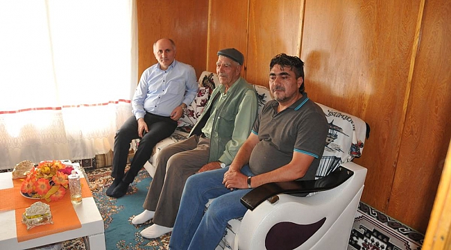 VALİ'DEN ANLAMLI ZİYARET