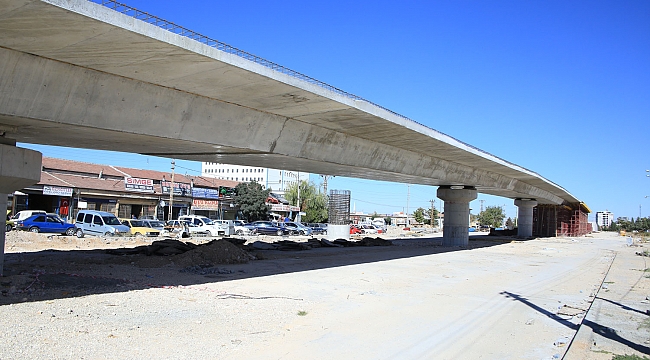 ALT VE ÜST GEÇİTTE ÇALIŞMALAR HIZLANDI