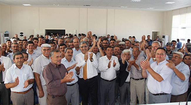 KONUK ALTINEKİN’DE ÇİFTÇİLERLE BULUŞTU