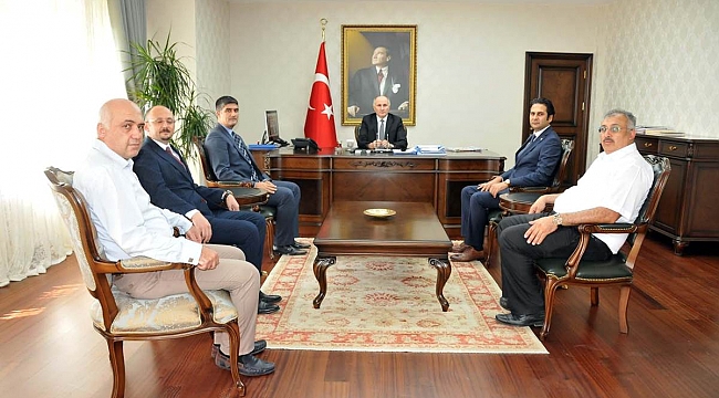 MALİ MÜŞAVİRLERDEN VALİ MERAL’E ZİYARET