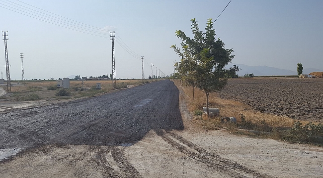 SUDURAĞI’NDA 14 GÜZERGAHLI YOL ASFALTLANIYOR