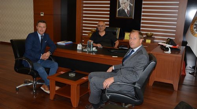 YABANCI FİRMALARIN YETKİLİLERİNDEN TİCARET ODASINA ZİYARET