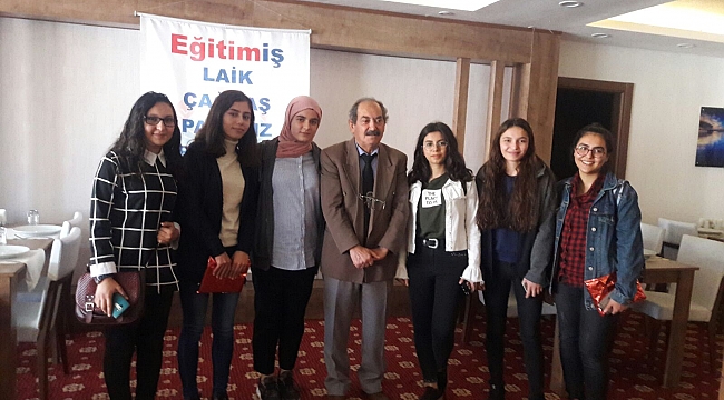 ATATÜRK’E MEKTUP YAZAN GENÇLER KARAMAN’DA ÖDÜLLENDİRİLDİ