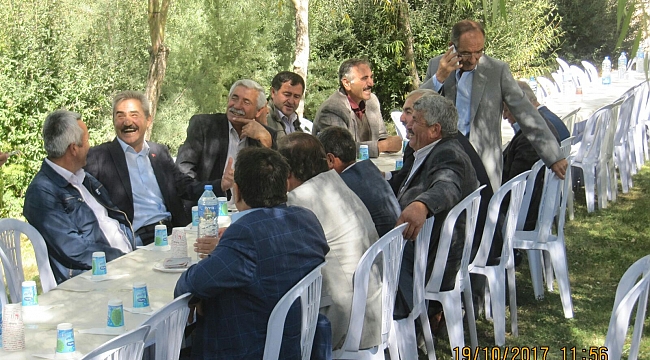 BAŞKAN BÜYÜKKARCI MUHTARLARLA BİR ARAYA GELDİ