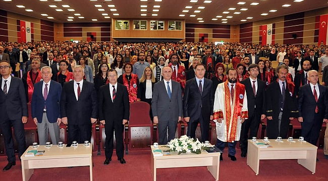 KMÜ’DE 2017-2018 AKADEMİK YILI TÖRENLE AÇILDI