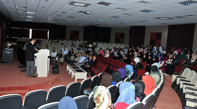 KMÜ’DE KERBELA KONULU KONFERANS DÜZENLENDİ