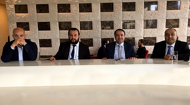 REKTÖR AKGÜL, VİZYONER SEKTÖRLER ZİRVESİNE KATILDI