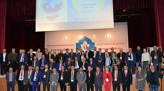 TÜRK DÜNYASI GAZETECİLERİ TÜRKİSTAN’DA TARİH YAZDI