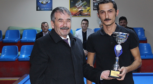 KARAMAN’DA ÖĞRETMENLER BİLARDO TURNUVASINDA BULUŞTU