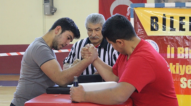 KARAMAN’IN GÜÇLÜ BİLEKLERİ BU TURNUVADA BELLİ OLACAK