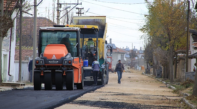 LARENDE VE SÜMER'DE 65 SOKAK ASFALTLANDI