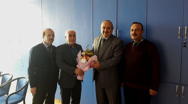 ÖĞRETMEN İNCEKARA’YA JEST