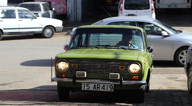 OTOMOBİLİNE PAHA BİÇEMİYOR