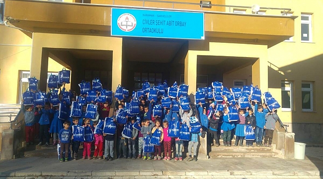 SARIVELİLER’DE ÖĞRENCİLERE KIYAFET YARDIMI