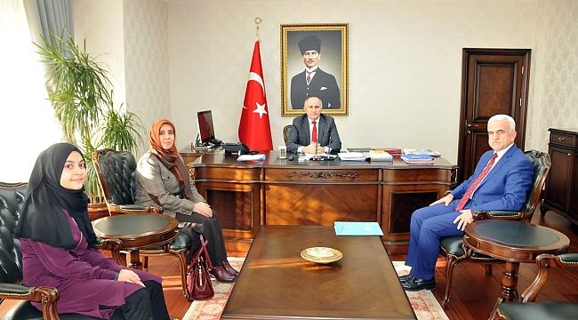   TÜRKÇE’NİN BİRİNCİSİNDEN VALİ MERAL’E ZİYARET
