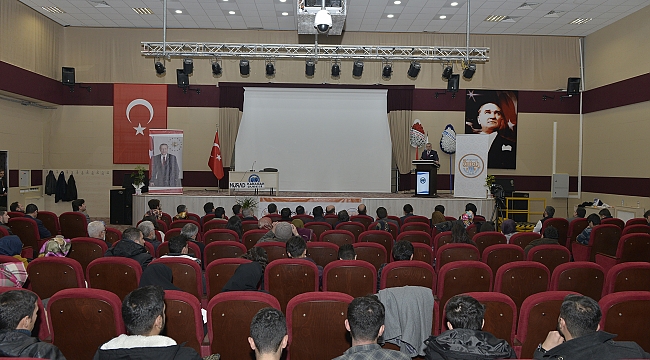 MİLLETVEKİLİ KÜLÜNK, KMÜ’DE ÖĞRENCİLERLE BULUŞTU