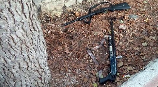 POLİSLE ÇATIŞAN SİLAHLI SOYGUNCULAR YAKALANDI