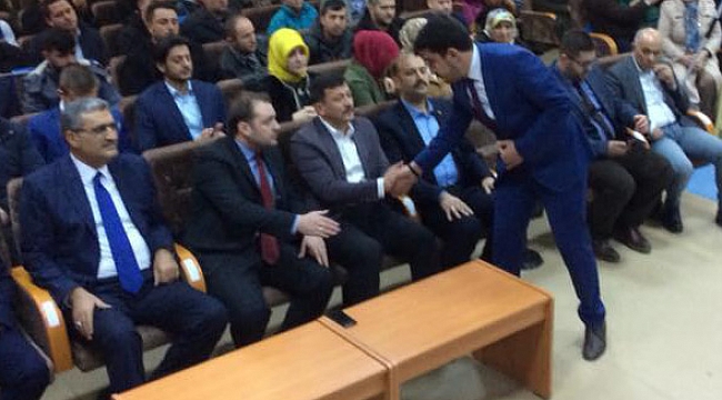 AK PARTİ GENÇLİĞİ MUSTAFA KALE’YE EMANET