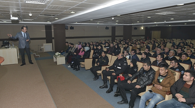 EMNİYET,  GÜVENLİK PERSONELERİNE SEMİNER VERDİ
