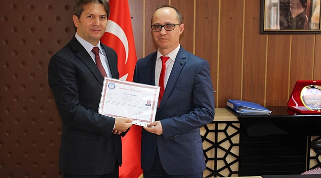 KAYMAKAM BAŞARILI EĞİTİM ÇALIŞMALARINI ÖDÜLLENDİRDİ