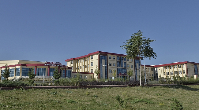 KMÜ'DEN ÖĞRENCİLERE PEDAGOJİK FORMASYON FIRSATI