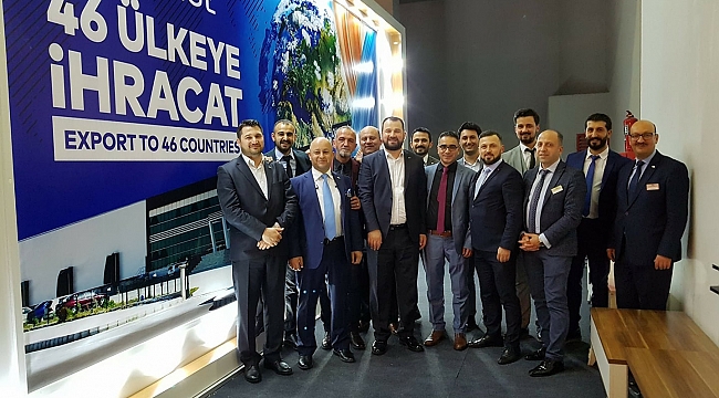 OĞUZCANLAR, 1 MİLYAR DOLAR İHRACAT HEDEFLİ MOBİLYA FUARIDA BOY GÖSTERDİ