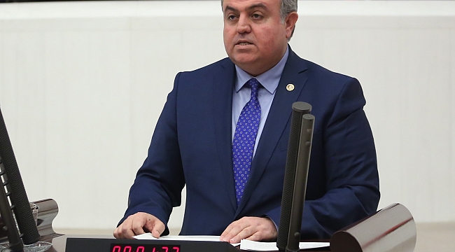 ŞEKER; “BASIN, DEMOKRASİNİN VAZGEÇİLMEZ EN TEMEL UNSURUDUR”