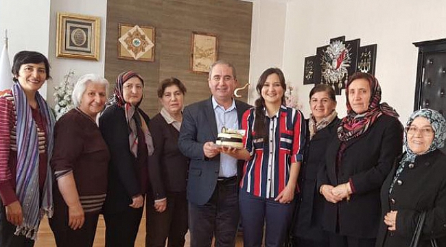 SÜPRİZ DOĞUM GÜNÜ PASTASI