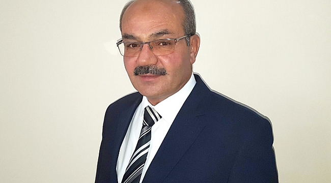     TİCARET ODASI BAŞKANLIĞINA ADAYLIĞINI AÇIKLADI
