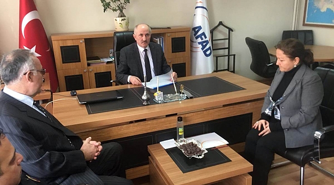 VALİ MERAL İL AFET VE ACİL DURUM MÜDÜRLÜĞÜNDE BİLGİ ALDI