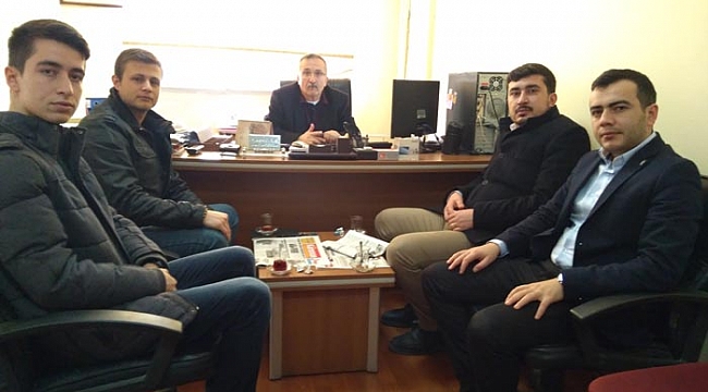 AK PARTİ GENÇLİK KOLLARINDAN GAZETEMİZE ZİYARET