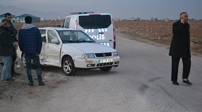 DİKKATSİZLİK KAZAYA YOL AÇTI 2 YARALI
