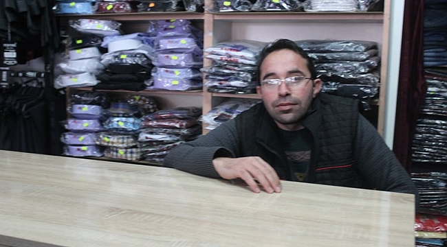 HIRSIZLAR SADAKA KUTUSUNU DA ÇALDI