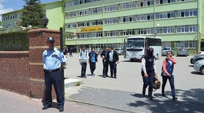 POLİS'DEN OKUL TEDBİRLERİ