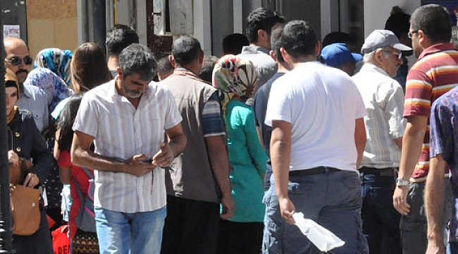 TÜRKİYE’DEKİ KARAMANLI SAYISI 351 BİN 200 OLDU