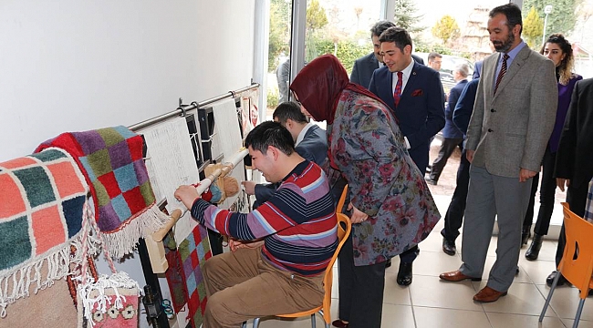 ZEHRA MERAL ERMENEK İLÇESİNİ ZİYARET ETTİ