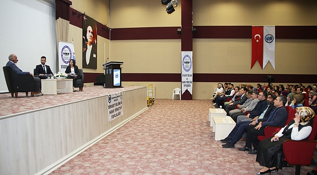 BAŞKAN ÇALIŞKAN KMÜ’DE ÖĞRENCİLERLE BULUŞTU