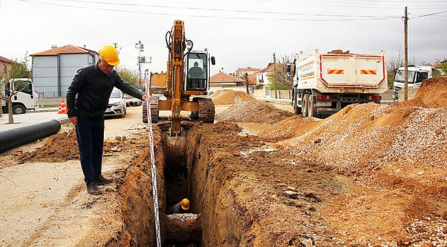 BELEDİYE ALTYAPI ÇALIŞMALARI SÜRÜYOR