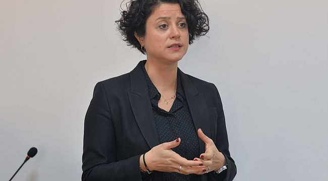 DUYGU PAÇALI’DAN KMÜ’DE EĞİTİM SEMİNERİ