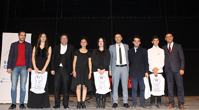 GENÇLER ARASI ŞİİR OKUMA YARIŞMASI