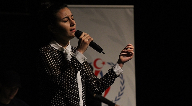GENÇLER TÜRK MÜZİĞİ’NDE YARIŞTI
